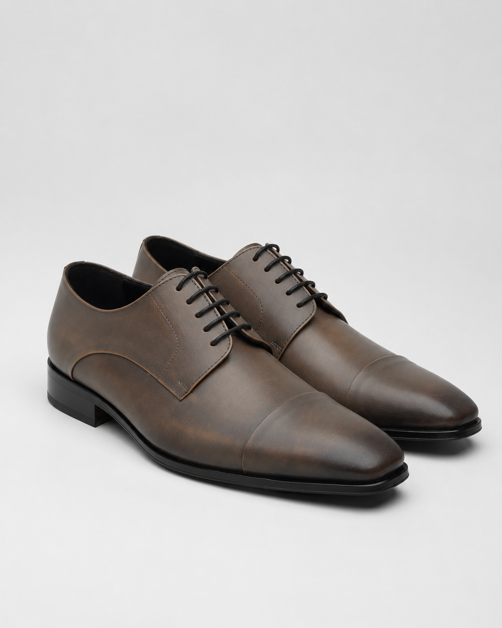 Chaussures Derby Homme en Cuir Marron Patiné – Bout Droit