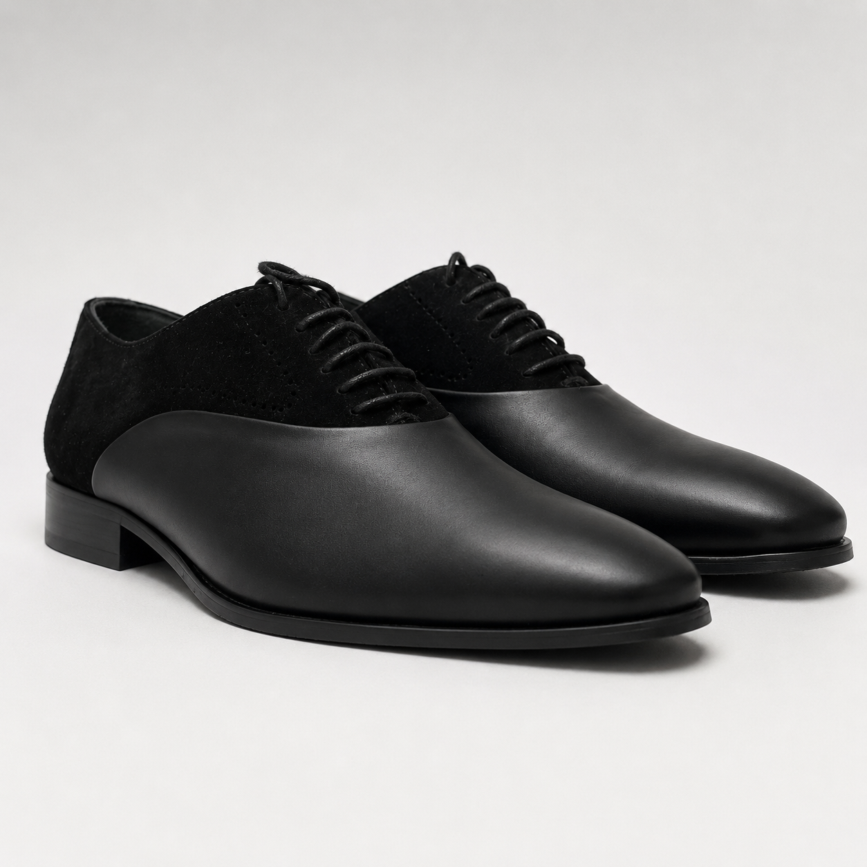Chaussures Oxford Homme en Cuir et Daim Noir