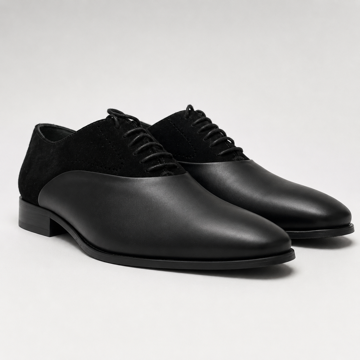 Chaussures de ville homme noires – Modèle bi-matière élégant