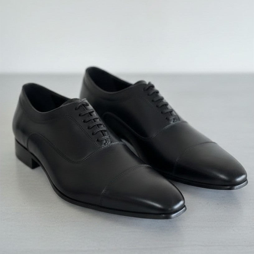 Chaussures Richelieu en Cuir Noir – Élégance Homme